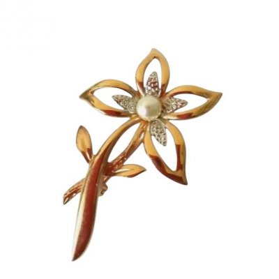 Bijoux de Mariage  - Broche Fleur bijou femme plaqu or jaune perle blanche : illustration